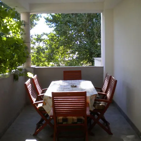 Vito Apartman Nin