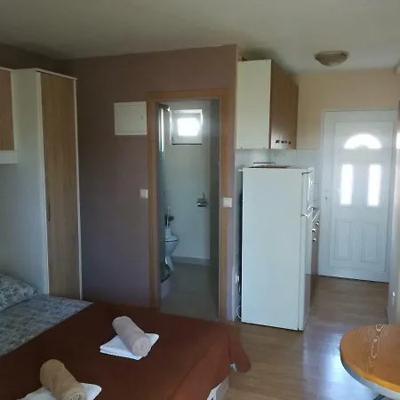 Vito Apartman *