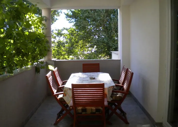 Vito Apartman Nin