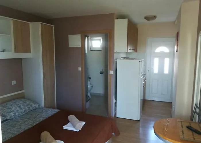 Vito Apartman *